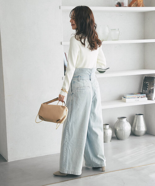 AULENTTI（オウレンティ）の「【オウレンティ】チェーンストラップ付ワンハンドルバッグ（ハンドバッグ・レディース・ボルドー/ベージュ・FREE）」の9枚目の写真