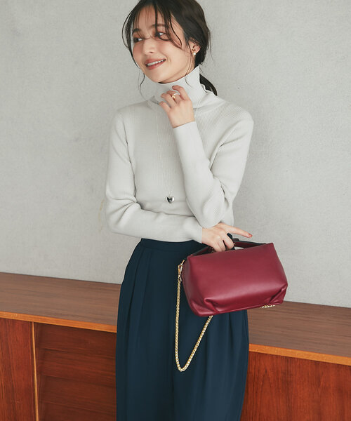 AULENTTI（オウレンティ）の「【オウレンティ】チェーンストラップ付ワンハンドルバッグ（ハンドバッグ・レディース・ボルドー/ベージュ・FREE）」の19枚目の写真