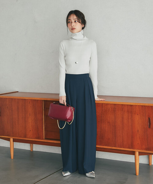 AULENTTI（オウレンティ）の「【オウレンティ】チェーンストラップ付ワンハンドルバッグ（ハンドバッグ・レディース・ボルドー/ベージュ・FREE）」の20枚目の写真