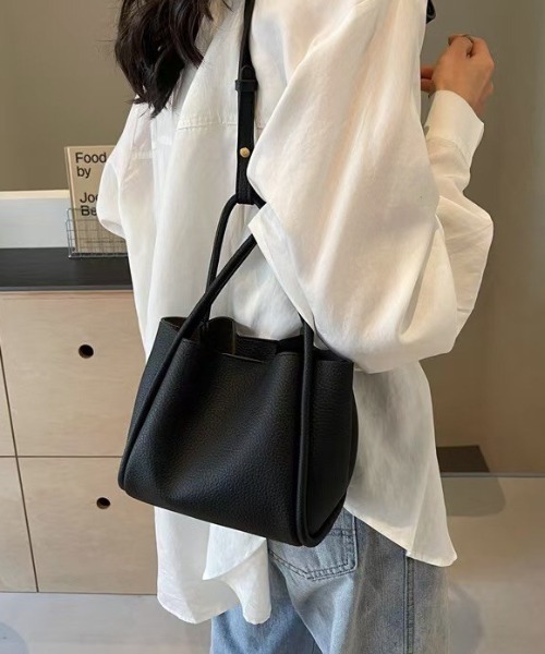 CALIFORNIA OUTFITTERS（カリフォルニア アウトフィッターズ）の「3-9B6 パイピング 2WAY スクエア ハンドバッグ（ハンドバッグ・レディース・ブラウン/ブラック・ONESIZE）」の4枚目の写真