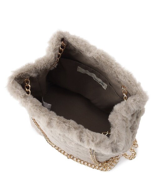 SHOO・LA・RUE（シューラルー）の「◆フェイクファーキルトショルダー（ショルダーバッグ・レディース・ブラック/ナチュラル/グレー・00）」の21枚目の写真