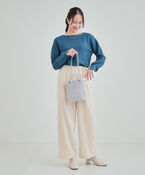 SHOO・LA・RUE（シューラルー）の「◆フェイクファーキルトショルダー（ショルダーバッグ・レディース・ブラック/ナチュラル/グレー・00）」の11枚目の写真