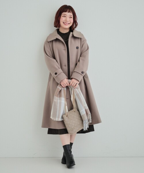 SHOO・LA・RUE（シューラルー）の「◆フェイクファーキルトショルダー（ショルダーバッグ・レディース・ブラック/ナチュラル/グレー・00）」の9枚目の写真