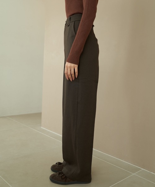 Nu（ニュー）の「【Nu】ストレートスラックスパンツ（その他パンツ・レディース・ブラック/チャコールグレー/ブラウン・S/M）」の7枚目の写真