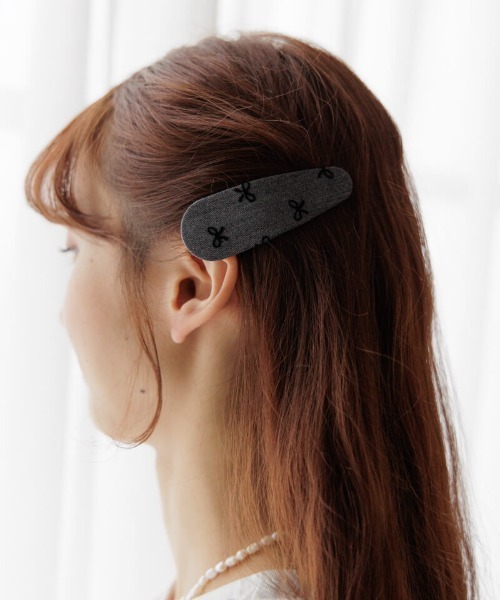 flower（フラワー）の「リボンパターンピン（ヘアピン・レディース・ブラック/グレー・FREE）」の3枚目の写真