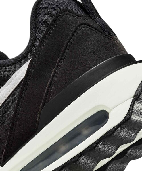 NIKE（ナイキ）の「ナイキ エア マックス ドーン ウィメンズシューズ / NIKE AIR MAX DAWN Women's Shoes DC4068-001 Black（スニーカー・レディース・ブラック・22/22.5/23/23.5/24/24.5/25/25.5/26/26.5/27/27.5/28/28.5/29）」の4枚目の写真