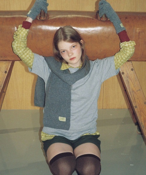 ROCKFISH WEATHERWEAR(ロックフィッシュウェザーウェア)の「FLUFFY KNIT MUFFLER(マフラー・レディース・スカイブルー/クリーム/グレー/ピンク/ブラウン/ライトグレー/ネイビー/ベージュ・FREE)」の10枚目の写真