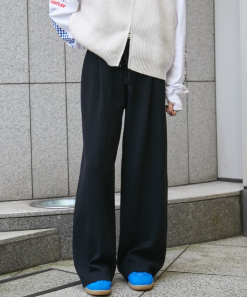 Auntie Rosa Holiday(アンティローザホリデー)の「タックワイドニットイージーパンツ(その他パンツ・レディース・ベージュ/ブラック/ダークグレー/ネイビー・FREE)」の17枚目の写真