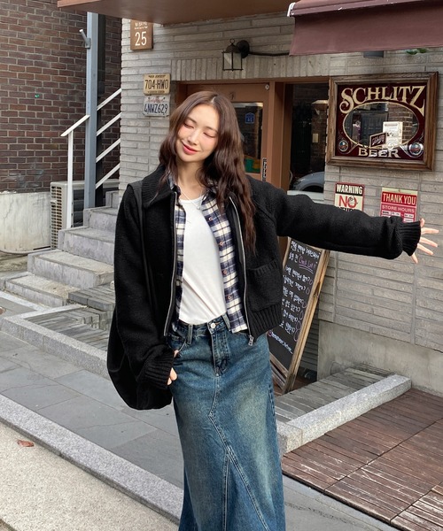 by muni:r（バイ ムニール）の「ニットカラーポケットジップアップ（ニット/セーター・レディース・アイボリー/ブラック・FREE）」の19枚目の写真