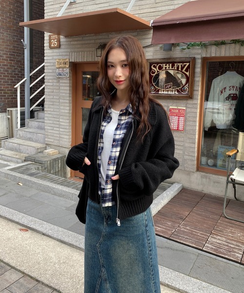 by muni:r（バイ ムニール）の「ニットカラーポケットジップアップ（ニット/セーター・レディース・アイボリー/ブラック・FREE）」の20枚目の写真