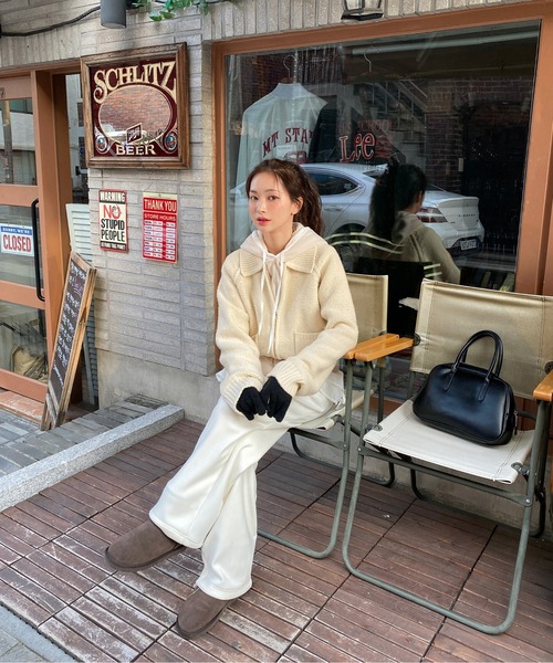 by muni:r（バイ ムニール）の「ニットカラーポケットジップアップ（ニット/セーター・レディース・アイボリー/ブラック・FREE）」の3枚目の写真