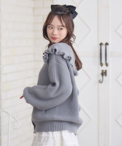 ems excite（エムズエキサイト）の「リボン釦デカ襟カーデ（カーディガン/ボレロ・レディース・ダークグレー/ブルー/ナチュラル・FREE）」の15枚目の写真