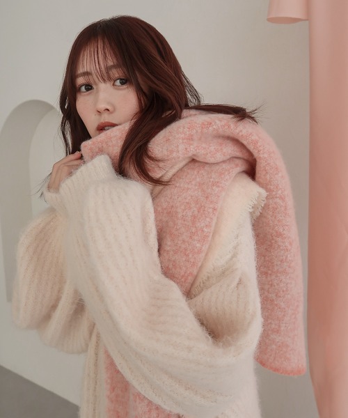 mideal（マイディール）の「２tone volume muffler / ２toneボリュームマフラー（マフラー・レディース・ピンク・FREE）」の8枚目の写真