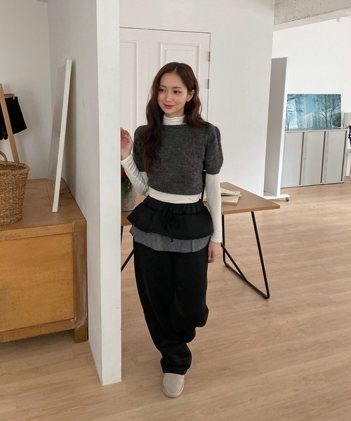 by muni:r（バイ ムニール）の「フリルダブルレイヤー起毛パンツ（スウェットパンツ・レディース・ブラック/ネイビー・FREE）」の13枚目の写真