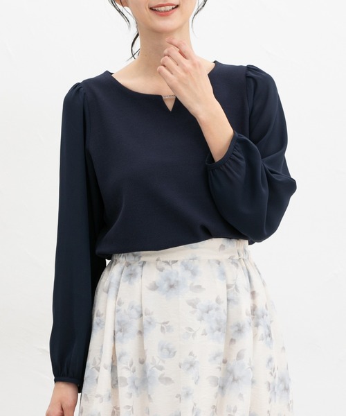 Honeys(ハニーズ)の「ラインストーン付トップス(Tシャツ/カットソー・レディース・グレイッシュブルー/アイボリー/グレイッシュベージュ/ピンク系その他/ネイビー・3L/L/LL/M/S)」の11枚目の写真