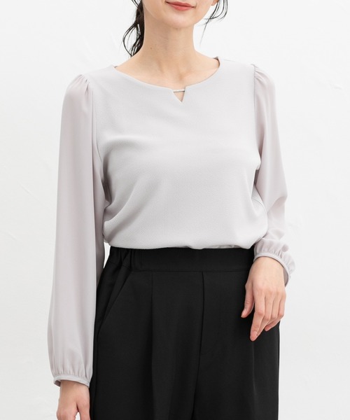 Honeys(ハニーズ)の「ラインストーン付トップス(Tシャツ/カットソー・レディース・グレイッシュブルー/アイボリー/グレイッシュベージュ/ピンク系その他/ネイビー・3L/L/LL/M/S)」の18枚目の写真