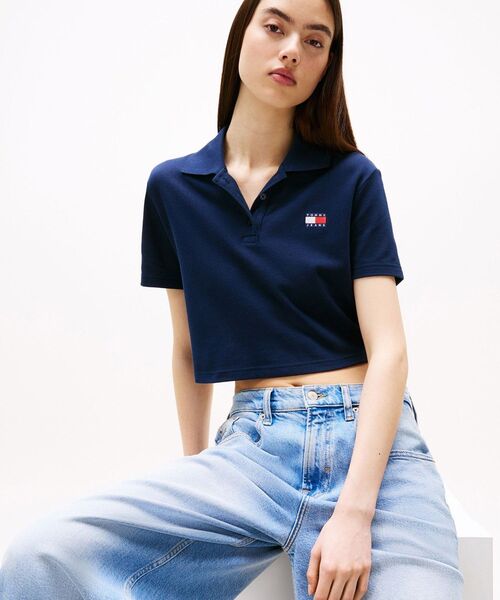 tommy jeans(トミー ジーンズ)の「クロップドバッジショートスリーブポロシャツ(ポロシャツ・レディース・ネイビー/レッド/ホワイト・SMALL/MEDIUM/X-SMALL)」の12枚目の写真