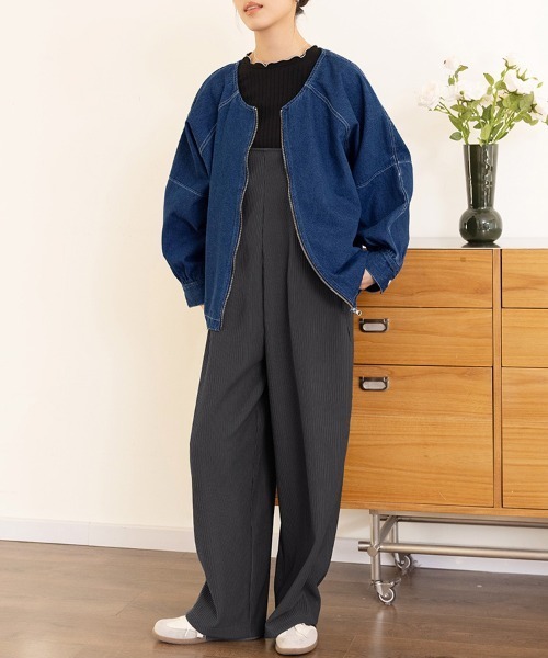 Doux Belle(ドゥーベル)の「ルーズシルエットサロペット(サロペット/オーバーオール・レディース・チャコール/ブラック・MEDIUM)」の8枚目の写真