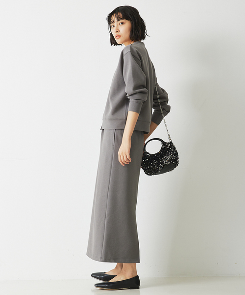 abahouse mavie(アバハウスマヴィ)の「【セットアップ対応】シルキーダンボールスウェットカーディガン/トレーナー/春服(カーディガン/ボレロ・レディース・スミクロ/グレー系その他/イエロー/オフホワイト・フリー)」の6枚目の写真