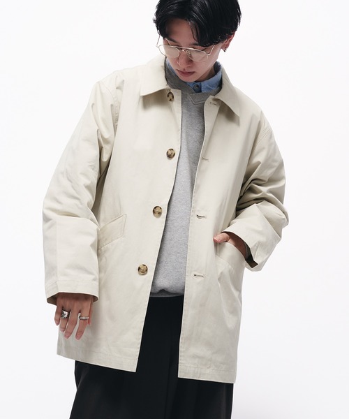 Adoon plain(アドーンプレーン)の「TWILL DART HALF COAT / ツイルダーツハーフコート/ブルゾン(ダウンジャケット/コート・メンズ・ライトカーキ/アイボリー・MEDIUM/LARGE)」の5枚目の写真