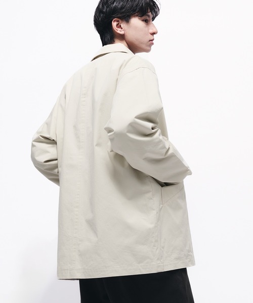 Adoon plain(アドーンプレーン)の「TWILL DART HALF COAT / ツイルダーツハーフコート/ブルゾン(ダウンジャケット/コート・メンズ・ライトカーキ/アイボリー・MEDIUM/LARGE)」の9枚目の写真