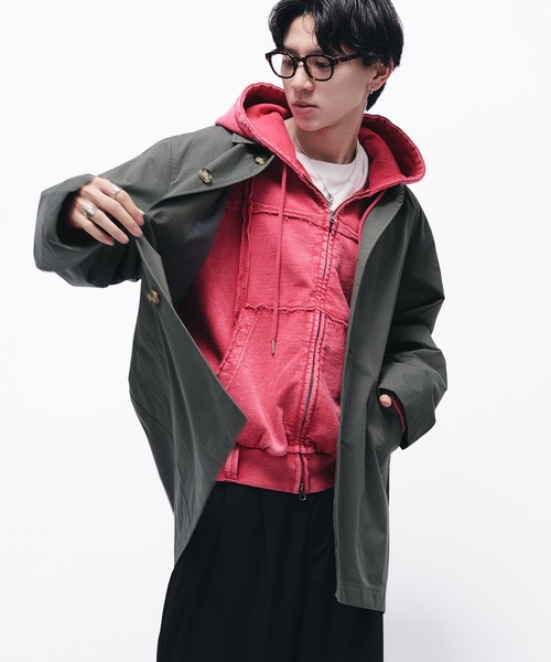 Adoon plain(アドーンプレーン)の「TWILL DART HALF COAT / ツイルダーツハーフコート/ブルゾン(ダウンジャケット/コート・メンズ・ライトカーキ/アイボリー・MEDIUM/LARGE)」の19枚目の写真