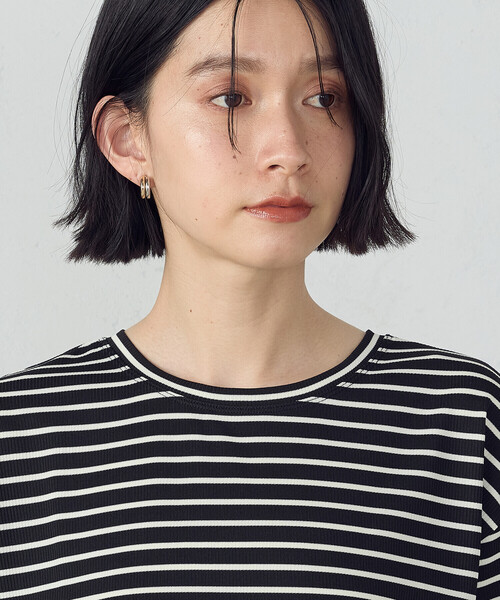 COMME CA ISM(コムサイズム)の「ボックスシルエット クロップ丈ボーダーTシャツ(Tシャツ/カットソー・レディース・ブラック×ホワイト/ホワイト×ブラック・MEDIUM/LARGE)」の17枚目の写真