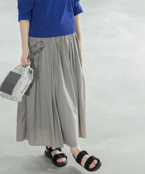 OPAQUE.CLIP（オペークドットクリップ）の「シアーヴィンテージイージーフレアスカート【洗濯機洗い可】（スカート・レディース・チャコールグレー/ライトグレー/ブルー系その他/ネイビー・36/38/40/42）」の2枚目の写真