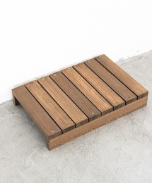 未来工房（ミクコウボウ）の「国産杉　マルチスタンドLサイズ 鉢置き台　ハンドメイド <未来工房 MIKU-KOBO>（インテリア雑貨）」