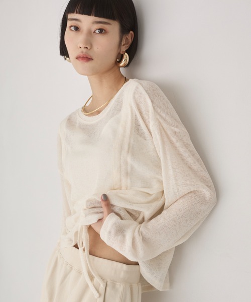 ANGIE(アンジー)の「スラブ シャーリング トップス(Tシャツ/カットソー・レディース・アイボリー/ブラック/杢グレー・FREE)」の22枚目の写真