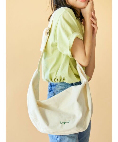 Ungrid（アングリッド）の「【WEB限定】ロゴショルダーバッグ（ハンドバッグ・レディース・レッド/オフホワイト/ブルー/チャコールグレー・FREE）」の22枚目の写真