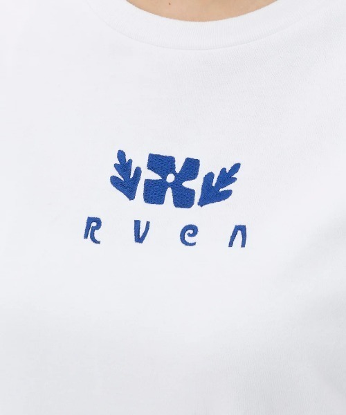 RVCA(ルーカ)の「RVCA レディース MAXI TEE DRESS ワンピース 【2025年春夏モデル】/ルーカバックプリントTシャツワンピース(ワンピース・レディース・ブラック/ホワイト・SMALL/MEDIUM/LARGE)」の5枚目の写真