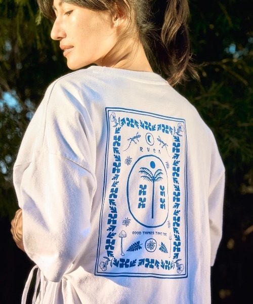 RVCA(ルーカ)の「RVCA レディース MAXI TEE DRESS ワンピース 【2025年春夏モデル】/ルーカバックプリントTシャツワンピース(ワンピース・レディース・ブラック/ホワイト・SMALL/MEDIUM/LARGE)」の11枚目の写真