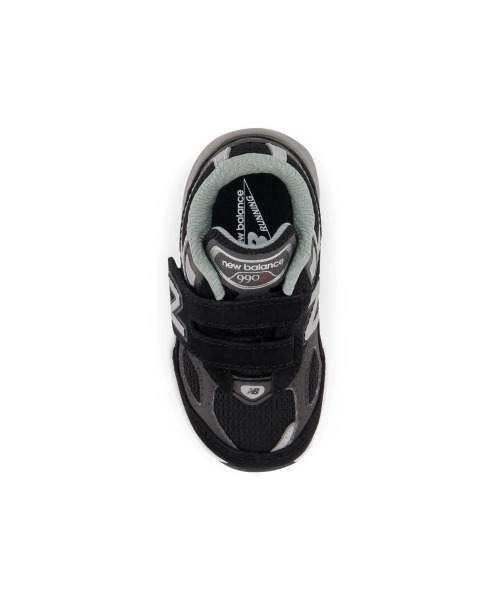 Kinetics(キネティクス)の「New Balance 990v6 Hook and Loop(ニューバランス 990v6 フック アンド ループ)(スニーカー・キッズ・ブラック/グレー系・15.0cm/16.0cm/15.5cm/14.0cm/16.5cm/14.5cm)」の4枚目の写真