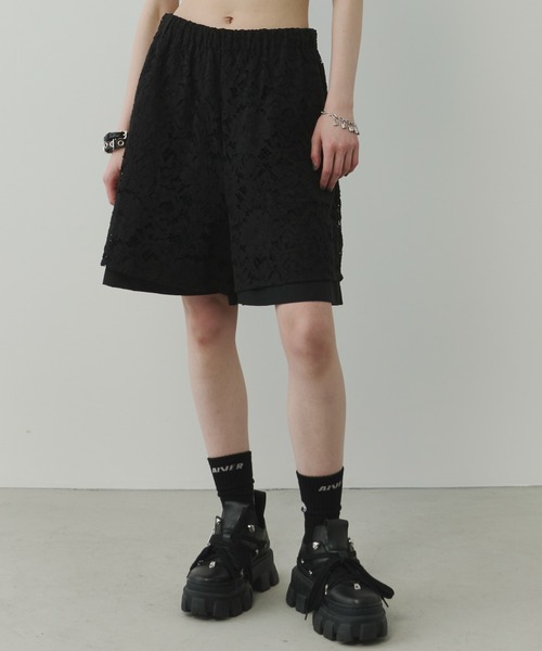AIVER（アイバー）の「AIVER　コードレースレイヤードバギーショートパンツ（その他パンツ・メンズ・ホワイト×ブラック/ブラック・LARGE/MEDIUM/SMALL）」の10枚目の写真