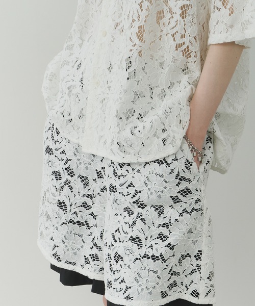 AIVER（アイバー）の「AIVER　コードレースレイヤードバギーショートパンツ（その他パンツ・メンズ・ホワイト×ブラック/ブラック・LARGE/MEDIUM/SMALL）」の8枚目の写真