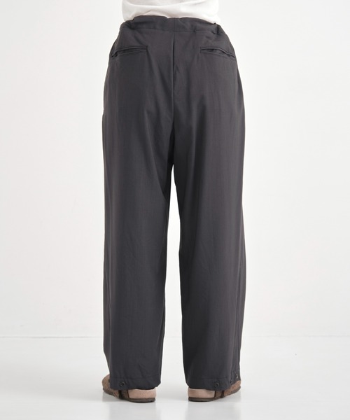 CONZ(コンズ)の「別注wool brainer pants(スラックス・メンズ・ストライプ/ダークグレー・L)」の9枚目の写真