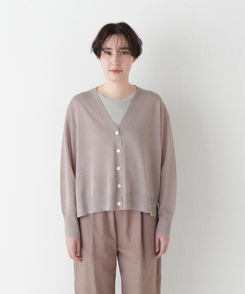 human woman（ヒューマンウーマン）の「◆【ウォッシャブル】シアーハイゲージ長袖カーディガン（カーディガン/ボレロ・レディース・ベージュ系その他2/ピンク/イエロー/ネイビー・MEDIUM）」の9枚目の写真