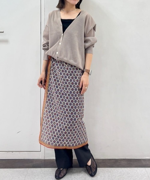 human woman（ヒューマンウーマン）の「◆【ウォッシャブル】シアーハイゲージ長袖カーディガン（カーディガン/ボレロ・レディース・ベージュ系その他2/ピンク/イエロー/ネイビー・MEDIUM）」の5枚目の写真