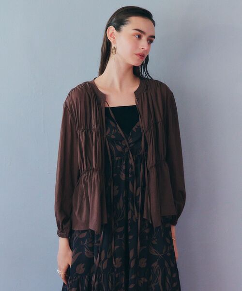 YECCA VECCA（イェッカヴェッカ）の「リボンデザインシアーブラウス（シャツ/ブラウス・レディース・ブラック/オフホワイト/ブラウン・FREE）」の6枚目の写真