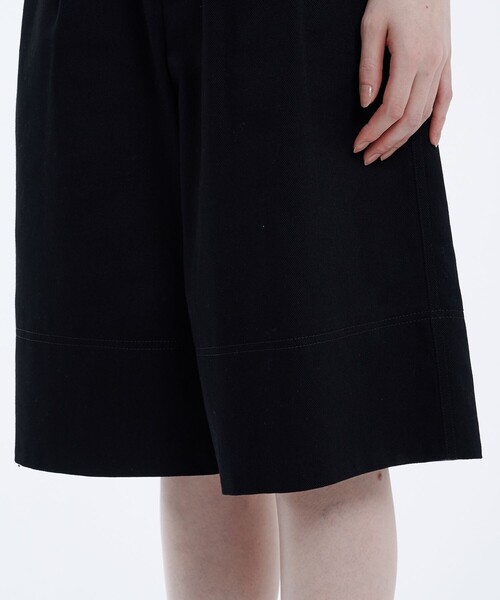 PUBLIC TOKYO(パブリックトウキョウ)の「ワークステッチハーフパンツ(その他パンツ・レディース・ブラック/ホワイト・1/2)」の9枚目の写真