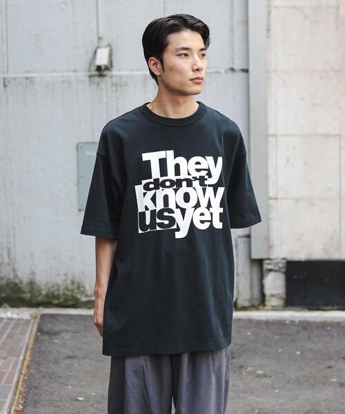 BEAMS T（ビームスティー）の「EISUKE HOSHI / TDKUY T-Shirt（Tシャツ/カットソー・メンズ・ブラック・S/M/L/XL/XS）」の3枚目の写真