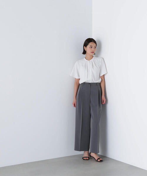 NATURAL BEAUTY BASIC（ナチュラルビューティーベーシック）の「◇フロントタックフレアスリーブブラウス（シャツ/ブラウス・レディース・ベージュ/ブルー/オフホワイト/ブラウン・MEDIUM/SMALL）」の8枚目の写真