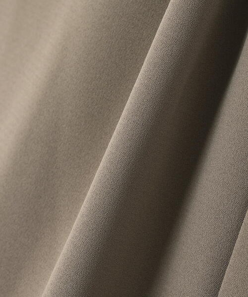 NATURAL BEAUTY BASIC(ナチュラルビューティーベーシック)の「◇フロントタックフレアスリーブブラウス(シャツ/ブラウス・レディース・ベージュ/ブルー/オフホワイト/ブラウン・MEDIUM/SMALL)」の6枚目の写真