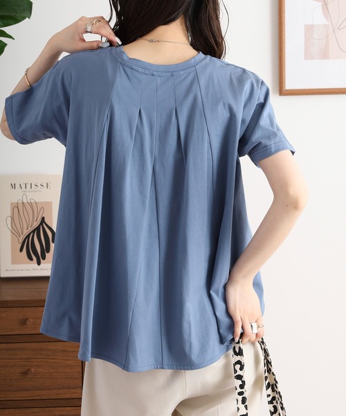 EGLANTINE(エグランティーヌ)の「EGLANTINE バックタックロゴプリント半袖カットソー(Tシャツ/カットソー・レディース・ブラック/グレイッシュブルー/ベージュ・40)」の9枚目の写真