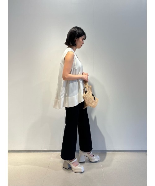 きるたんセットアップ ESTNATION / ジョーゼットコンビ Vネックニット《EXCLUSIVE