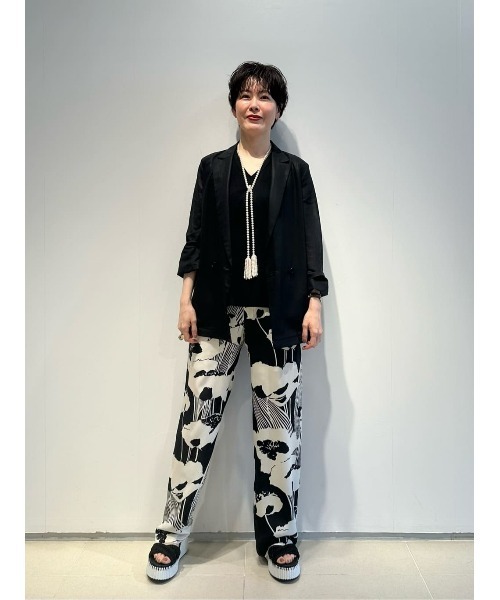 きるたんセットアップ ESTNATION / ジョーゼットコンビ Vネックニット《EXCLUSIVE