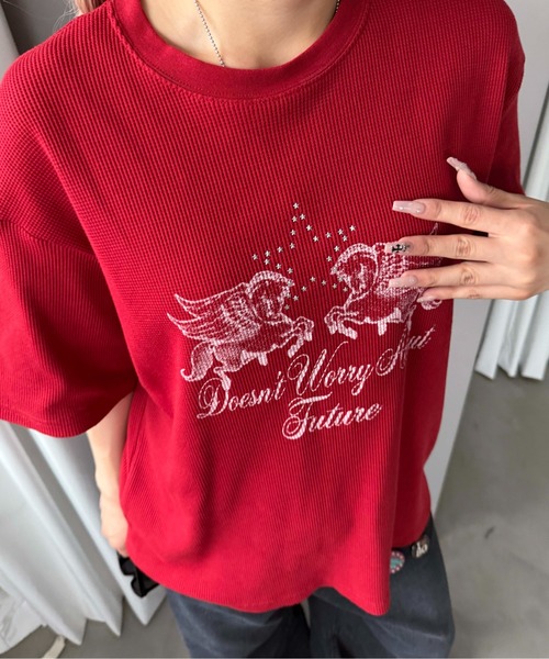 sedacle(セダクル)の「ワッフルスタッズプリントTシャツ(Tシャツ/カットソー・レディース・アイボリー/グレー/レッド・SMALL/MEDIUM/LARGE)」の8枚目の写真