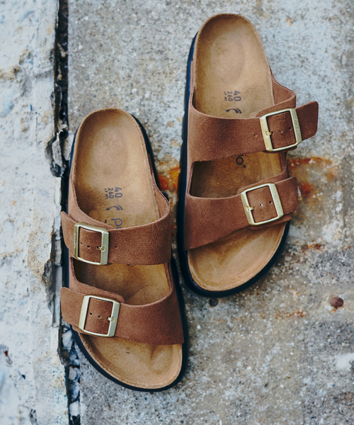 BIRKENSTOCK(ビルケンシュトック)の「BIRKENSTOCK / ビルケンシュトック Arizona Chunky(サンダル・メンズ・ブラック/ブラウン・40/42/41/43)」の2枚目の写真
