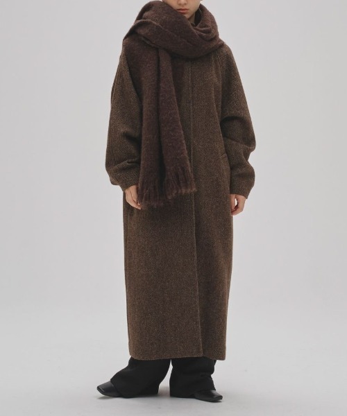 TODAYFUL(トゥデイフル)の「【TODAYFUL/トゥデイフル】Brashed Volume Stole/ブラッシュボリュームストール(ストール/ショール・レディース・チャコールグレー/ダークブラウン・FREE)」の7枚目の写真